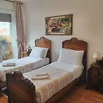 I Filoksenia Frühstückspension Triest