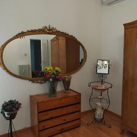 I Filoksenia Bed and Breakfast *