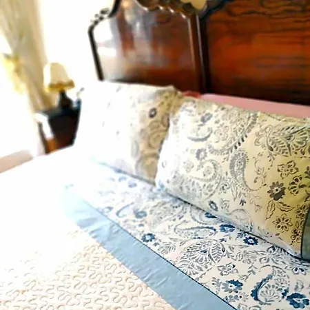 I Filoksenia Bed and Breakfast